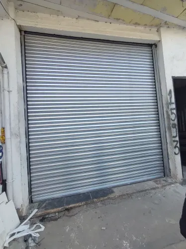Porta de enrolar automática usada 