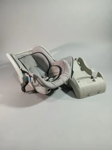 Bebê Conforto Galzerano 0-13kg com Base para Carro