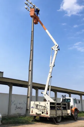 Caminhão Cesto Aéreo