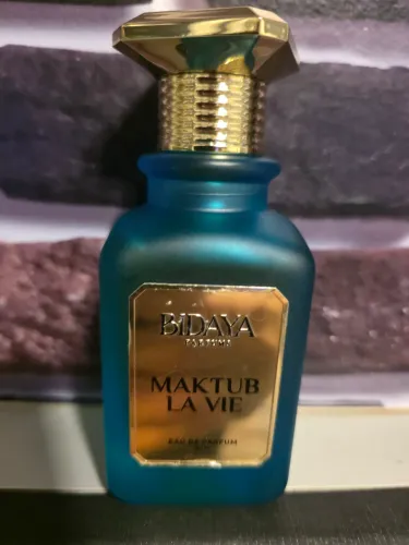 Perfume arabe maktub la vie