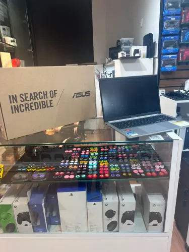 VENDO OU TROCO NOTEBOOK ASUS VIVOBOOK 512GB SSD 8GB RAM M1502 