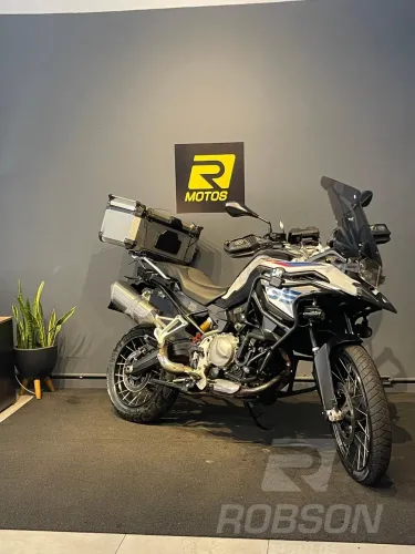 F 850 GS ADVENTURE PREMIUM 40 ANOS BRANCA 2020/2021