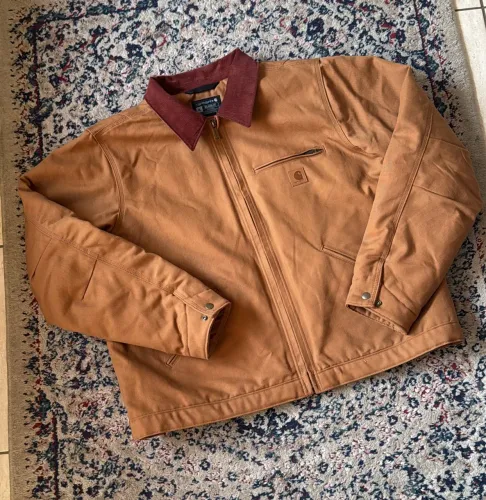Carhartt x Ford modelo Detroit