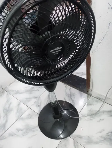 Ventilador BRITÂNIA 75W TURBO - POUCOS MESES DE USO, VENDENDO POR CONTA DE MUDANÇA