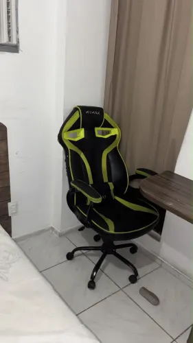 Vendo por motivo de viagem