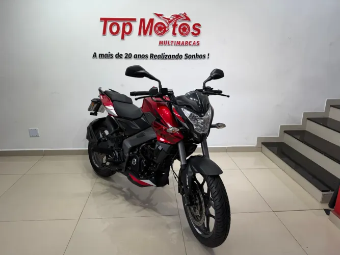 Bajaj DOMINAR Gasolina Manual