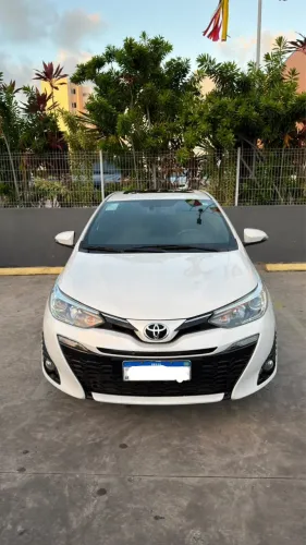 Toyota Yaris XLS Connect 1.5 Flex 16V 5P AUT 2022