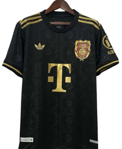 CAMISA BAYERN DE MUNIQUE 125 ANOS 25/26 - PRETA | MODELO TORCEDOR | TAM. M