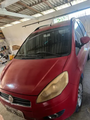 Fiat Idea Attractive 1.4 Fire Flex 8V 5P 2013