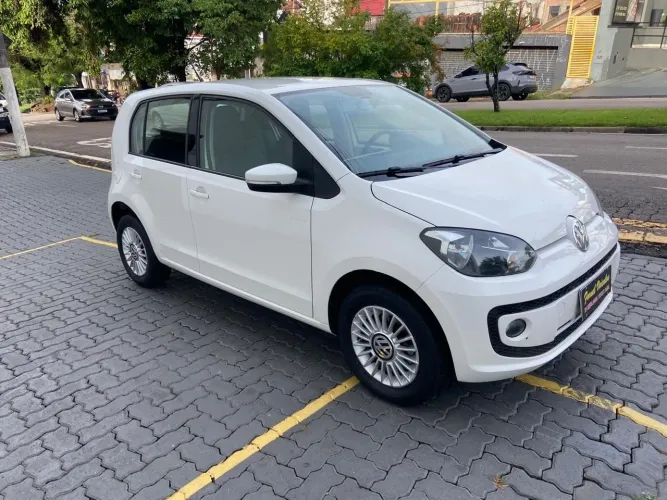 Volkswagen Up! Move 1.0 TSI Total Flex 12V 5P 2017