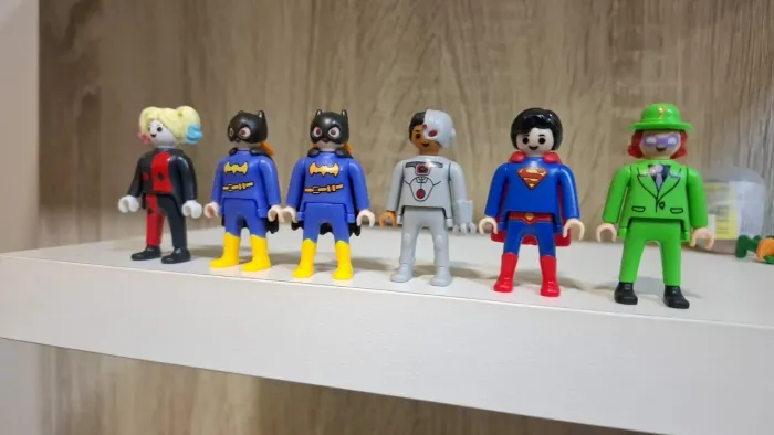 6 bonecos DC Playmobil Kinder OVO