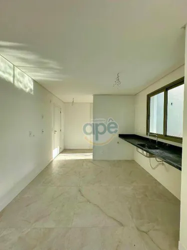 Cobertura linear com 3 quartos (2 suítes) à venda, 205 m² por R$ 3.539.000 - Praia de Itap