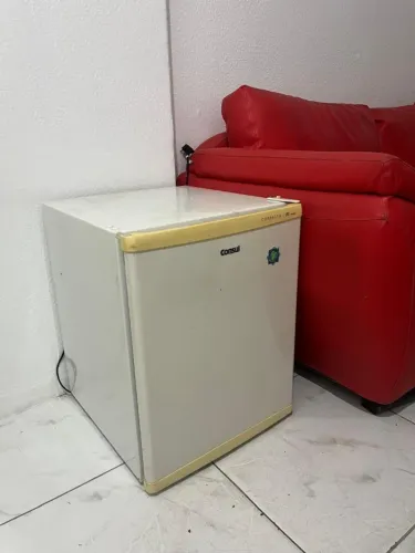 FRIGOBAR CONSUL COMPACTO 80