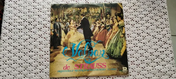 Vinil-valsas de Strauss-Waldemiro Lemke <br> Valsas de Strauss-Waldemiro Lemke R$60,00<br>