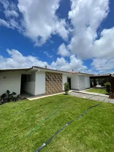 Salas em Lagoa Nova (6 a 15m²) | Ar-condicionado e Internet inclusos