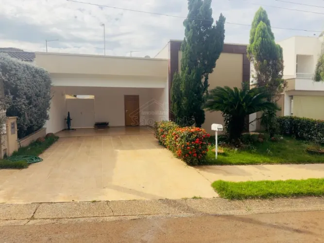 Locação de Casas / Condomínio na cidade de Araraquara