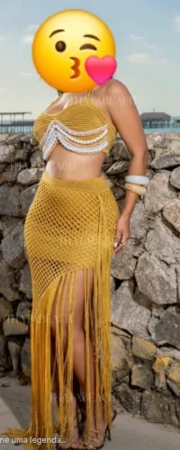Vendo este conjunto de saia e top