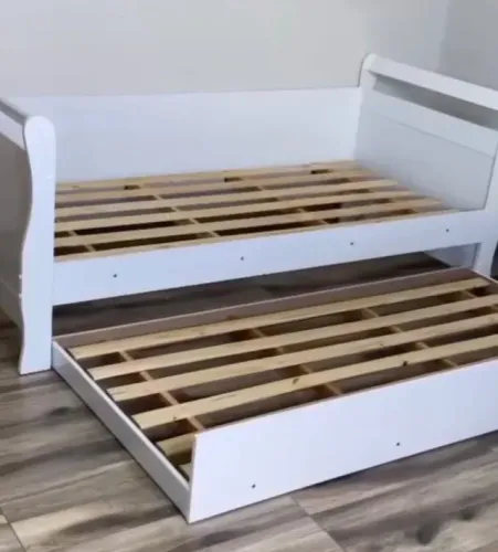 Cama solteiro com cama auxiliares
