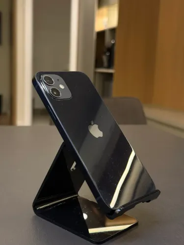 IPHONE 12 PRETO 64GB COM A BATERIA TROCADA!