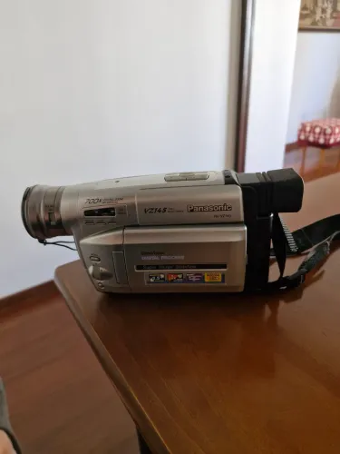 Câmara PANASONIC Slim Vision com nota e manual