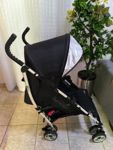 Carrinho Bebê Summer 3Dlite USA . Leve Durável, Estrutura Aço, Assento Amplo, Reclinável