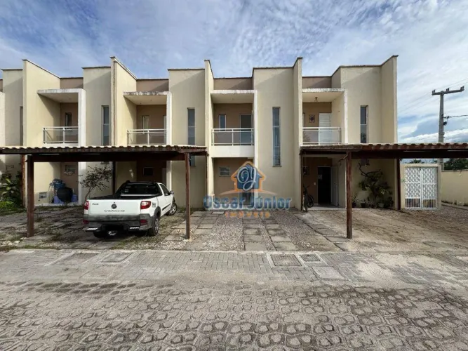 Casa Dúplex com 3 Quartos (1 Suíte) à venda, 79 m² por R$ 310.000 - Passaré - Fortaleza/CE
