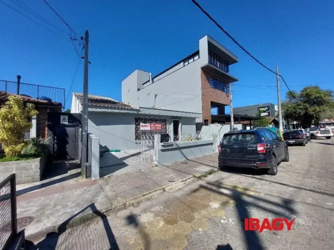 Oportunidade! Casa em Santa Mônica - Florianópolis