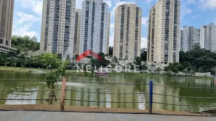 Apartamento em Rua Werner Goldberg - Jardim Tupanci - Barueri/SP
