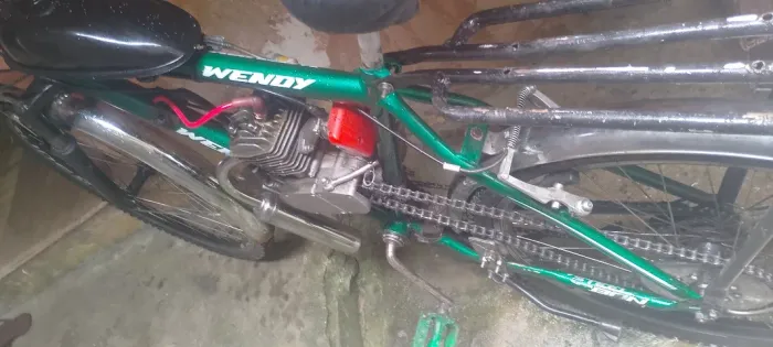 Bicicleta motorizada aro 26 3 meses de uso 