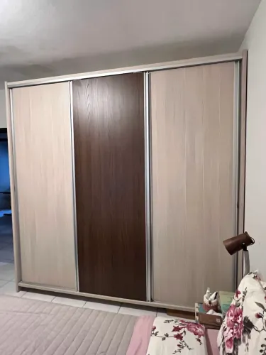 Armário / Roupeiro MDF - 3 portas (grande)