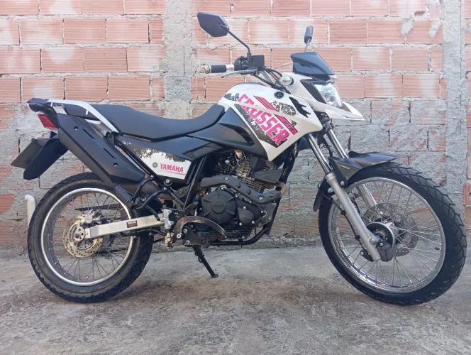 Moto Crosser S (única dona)