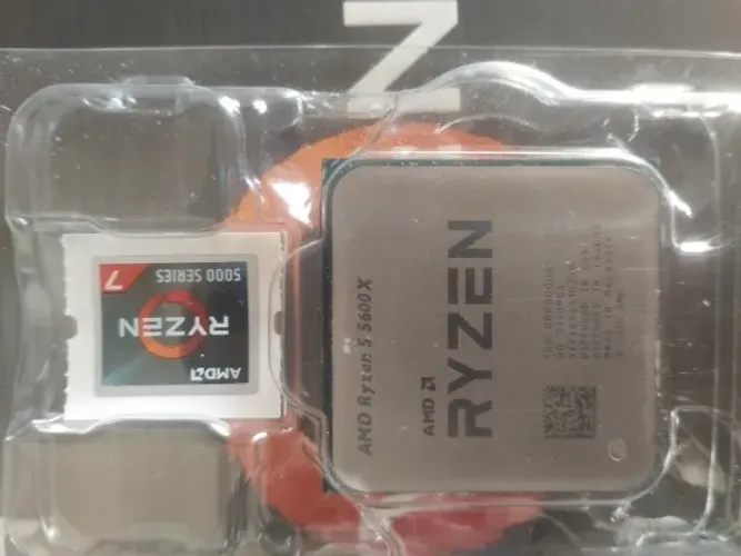 Processador ryzen 5 5600x apenas 1 ano de uso, funcionando perfeitamente