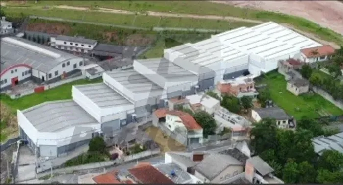 Galpões em condomínio à Venda e locação em Caieiras/SP