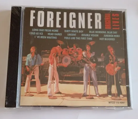 CD Foreigner Lives Compilation Original ( Lacrado )