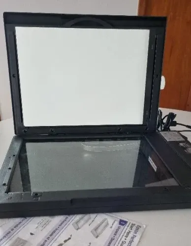 Scanner Epson Perfection V300 Photo com defeito 