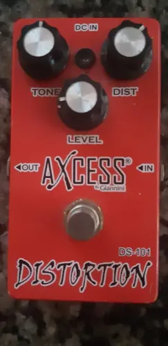 Pedal Axcess Distortion - Giannini