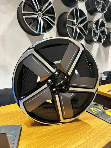 Rodas Esportivas Aro 19" JAECOO - Design Moderno
