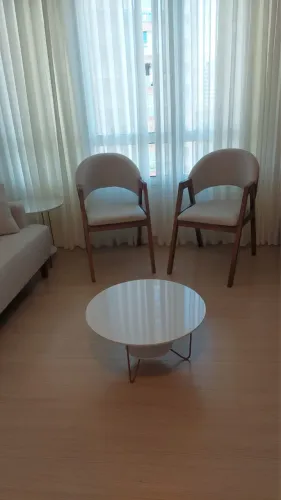 Cadeira madeira maciça de eucalipto / NOVO / ENTREGAMOS 