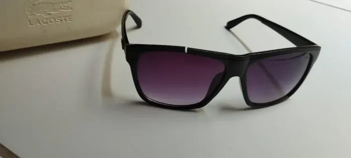 Óculos de sol masculino Lacoste