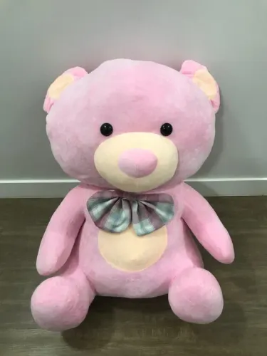 Urso rosa gigante