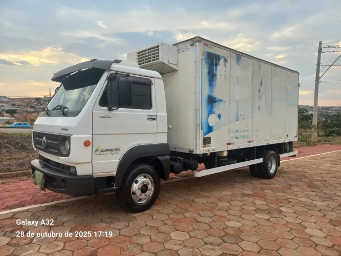 Caminhão conservado. Motor novo