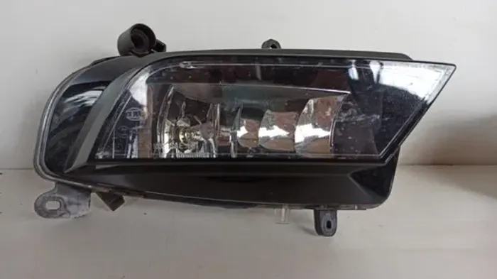 Farol Milha Lado Direito Audi A4 2013 Com Detalhe 