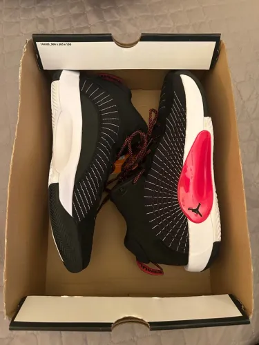 Air Jordan JumpMan 35 - Preto e Vermelho