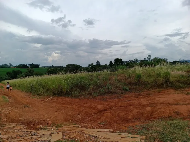 Promoção Relâmpago fim de semana Vendo Terreno Iperó Bairro Bananal 