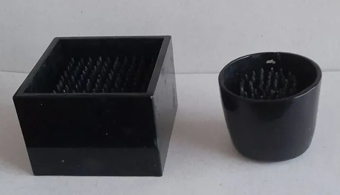 2 Ferramentas para vasos de arranjo de flores topo Ikebana - utilizado p/ fixar flores