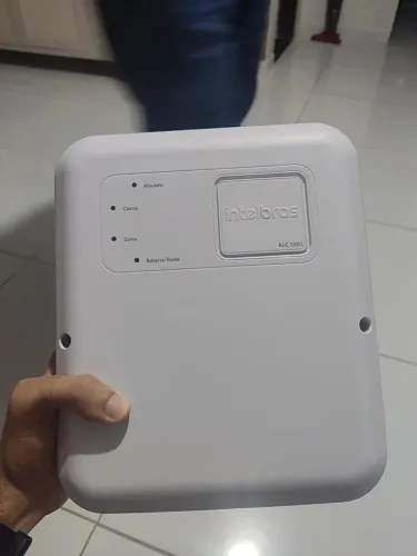 Cerca Elétrica Intelbras ELC 5001