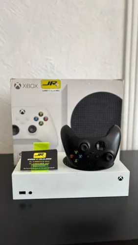Xbox series S semi novo