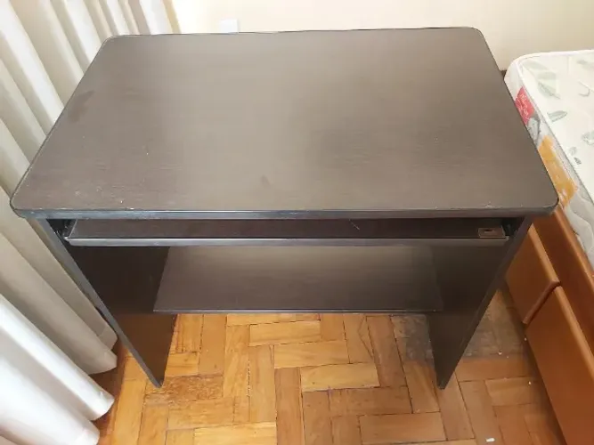 MESA DE ESCRITORIO