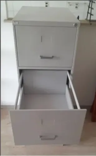 Arquivo de aço 4 gavetas