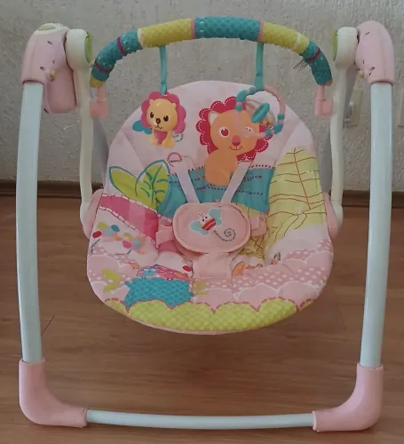 Cadeirinha de Balanço Elétrica- Mustela- Em ótimo estado de conservação 